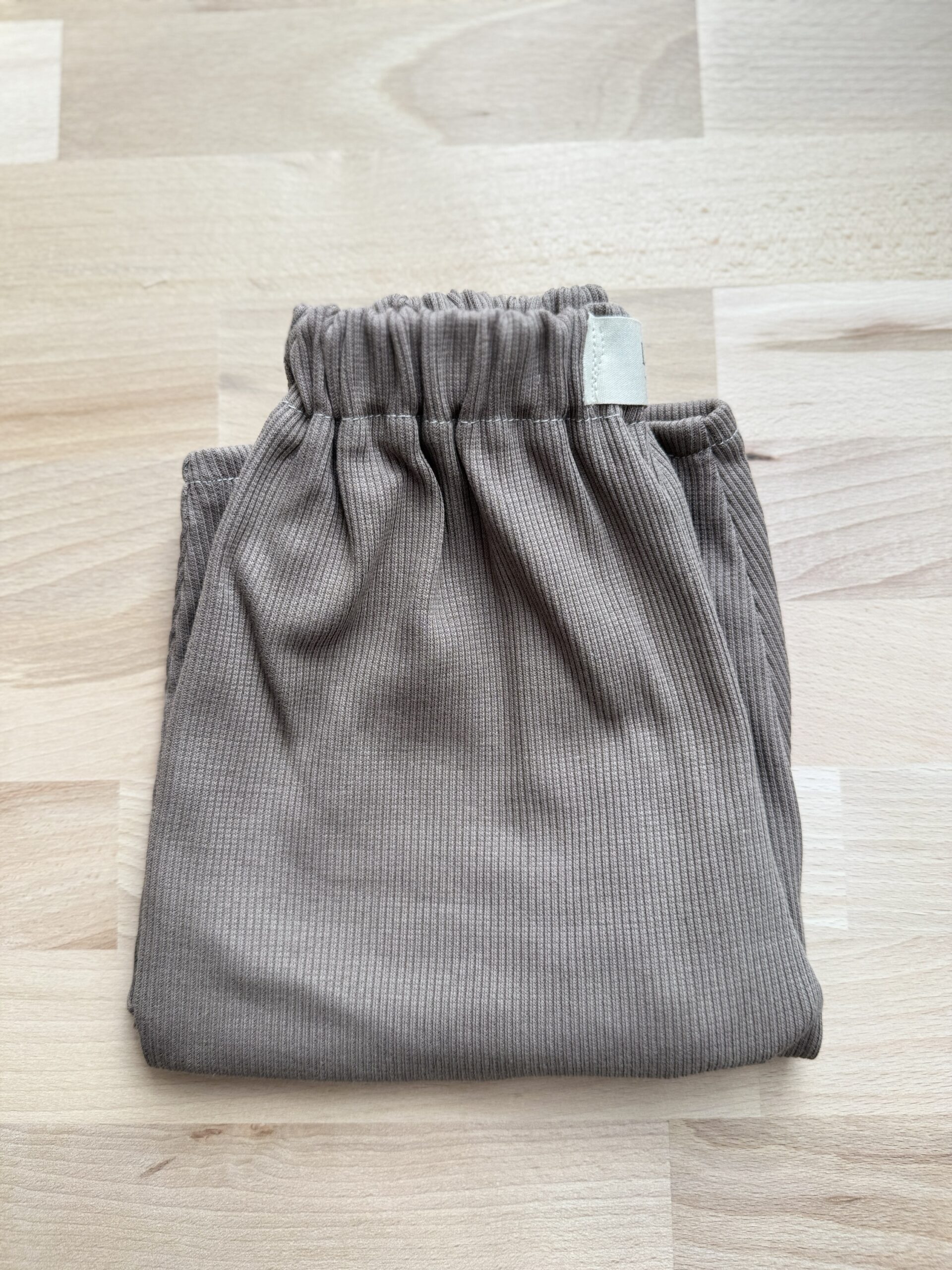 Barrel Pants „Mio“ taupe – Bild 2